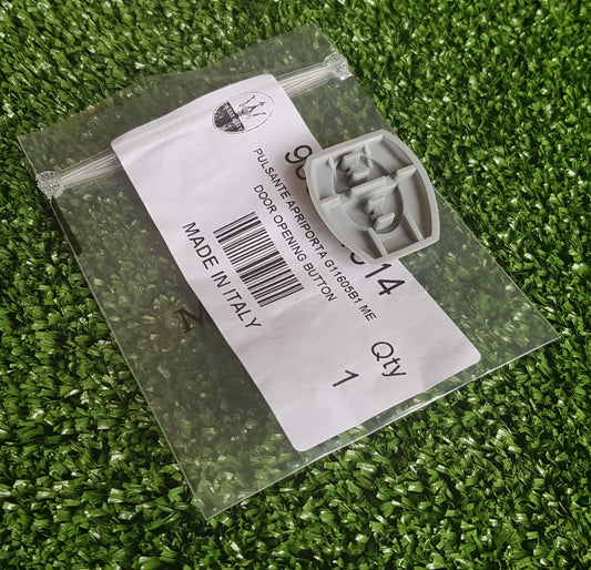 GENUINE Maserati Gransport/ Coupe / 4200GT / Spyder Key Fob Rubber Insert