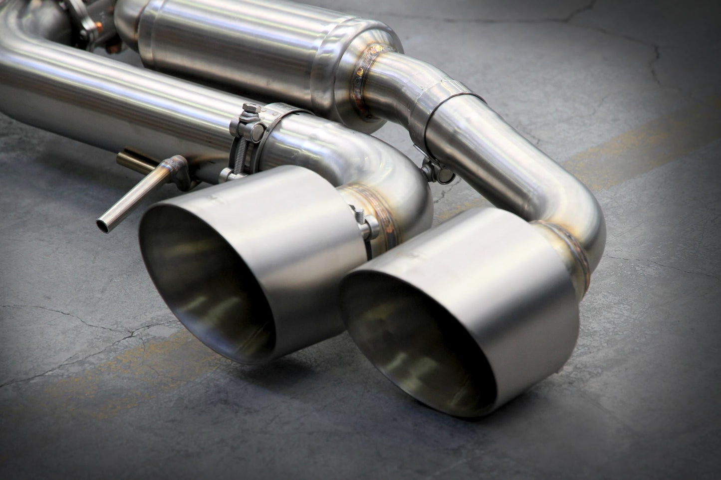Tubi Style Nissan GT-R 2017-on Rear Exhaust