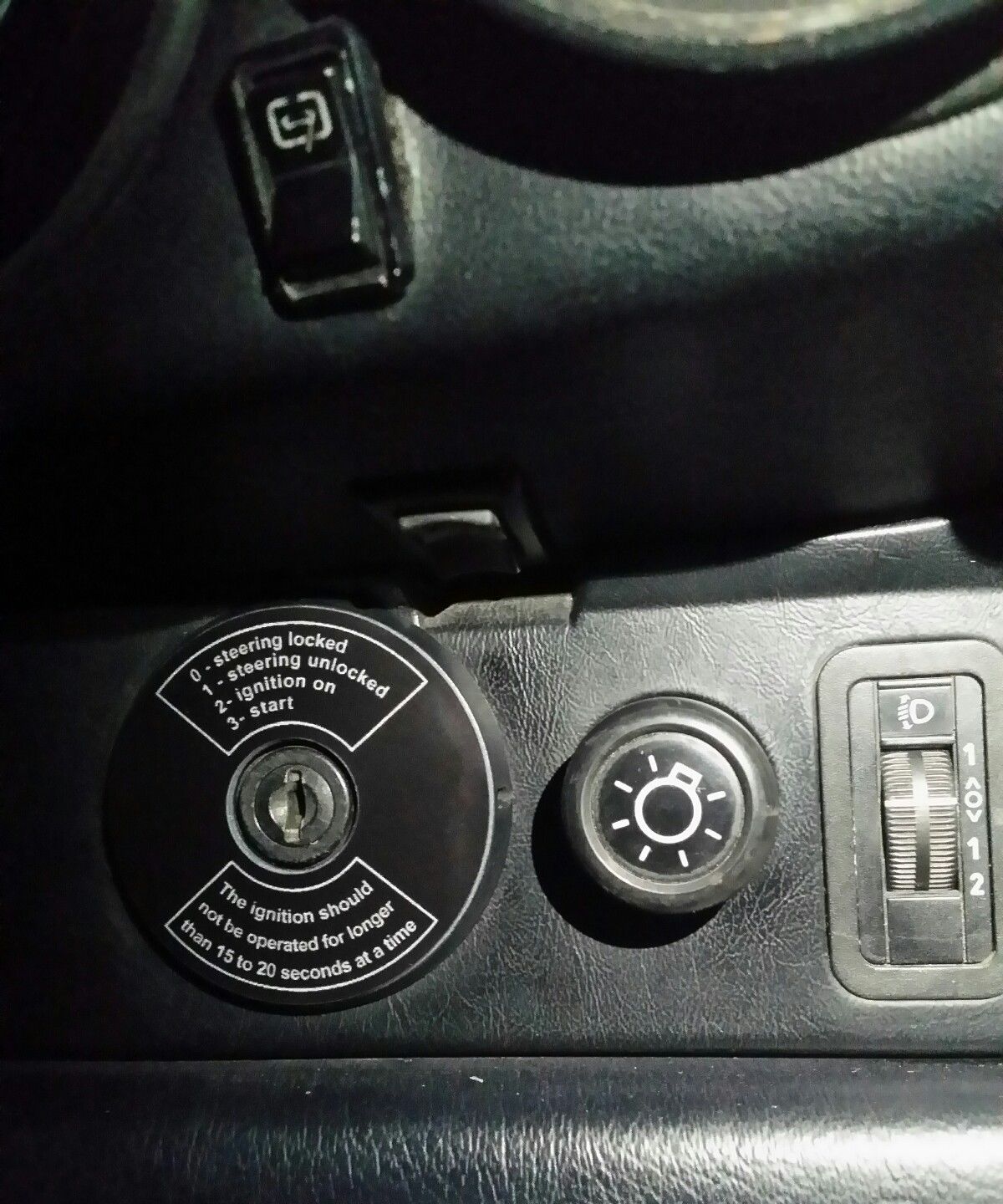 IGNITION SWITCH COVER DECAL - ENGINE START PROCEDURE 911(1974–1998) OEM LOOK