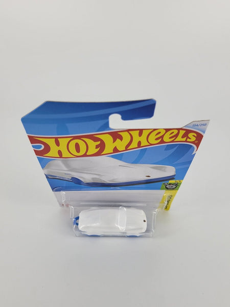 Hot Wheels 1:64 scale diecast model - Porsche 911 Carrera White Experimotors 2024 New/Sealed/LongCard