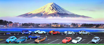 LUNCHBOX Dis-Play Mat 1:64 scale 45deg carpark scene