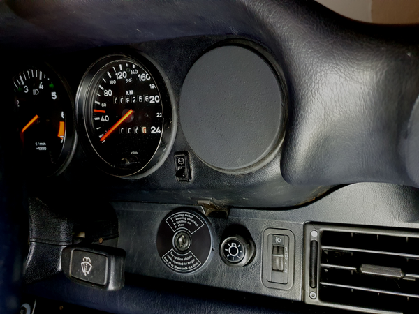 Clock Delete Plug/Cover to suit Classic Porsche 911 R/RS,SC,Carrera,930,964 (aircooled)