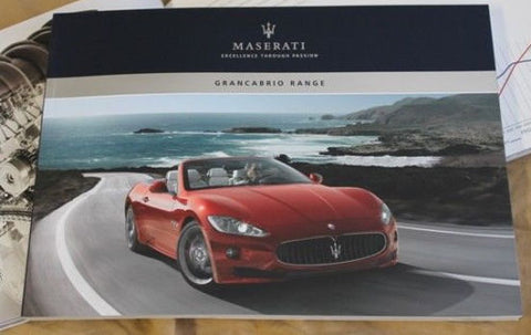 2013 Maserati Grancabrio brochure